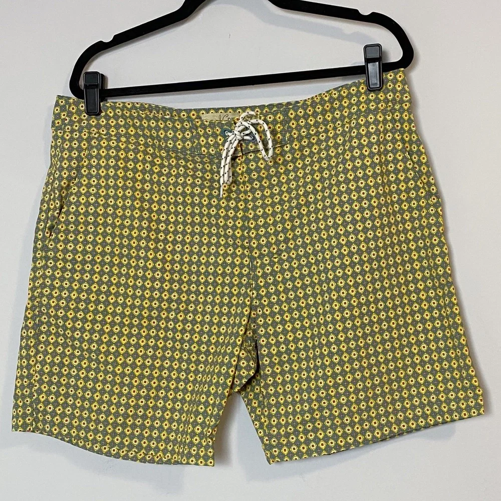 J. Crew 7” Stretch Breaker Board Shorts in Floral Print